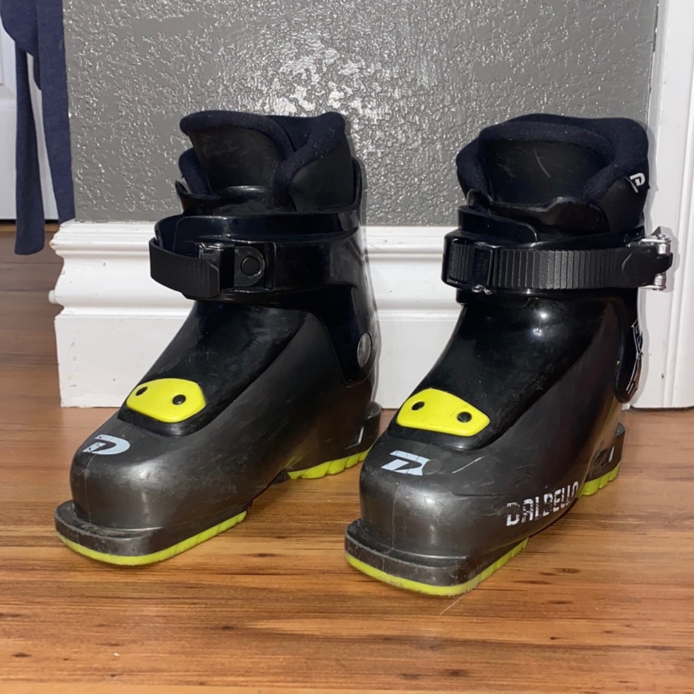 DALBELLO Kids Ski Boots